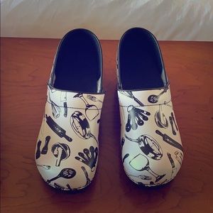New with Box Sanita original clogs EU size 41